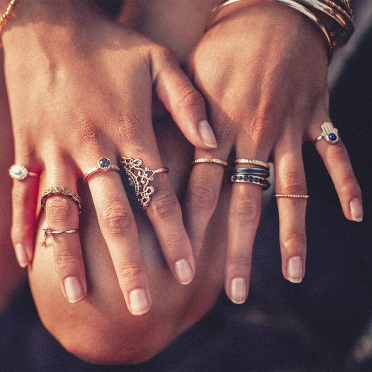SHOP RINGS